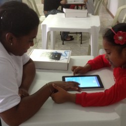 mamães no tablet