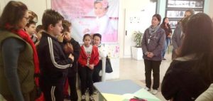 Crianças em atividade para Santa Casa