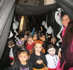 A HALLOWEEN FULL OF LIFE