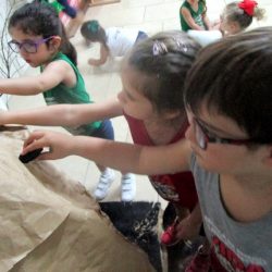 PINTANDO COM CARVÃO