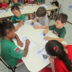 PINTANDO COM CARVÃO