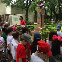 visita à praça