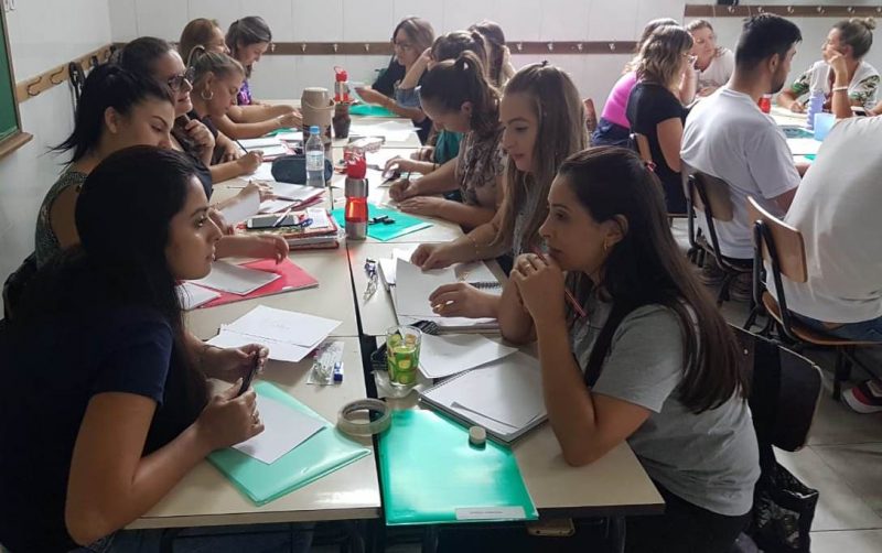 MUITO ESTUDO NA SEMANA PEDAGÓGICA DA ESCOLA VIDA